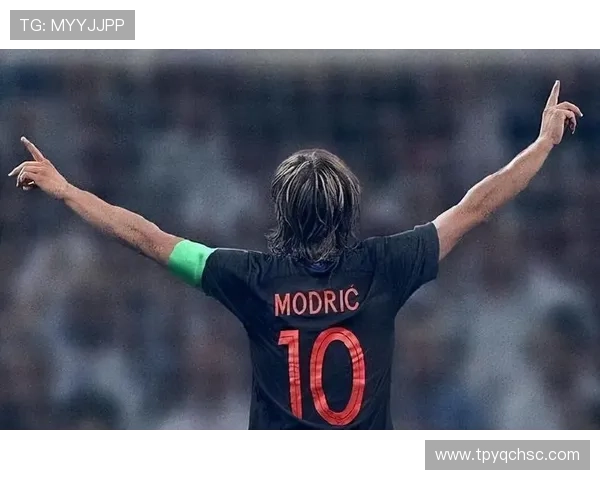 足球明星加尔的职业生涯与成就解析及其对足球的影响